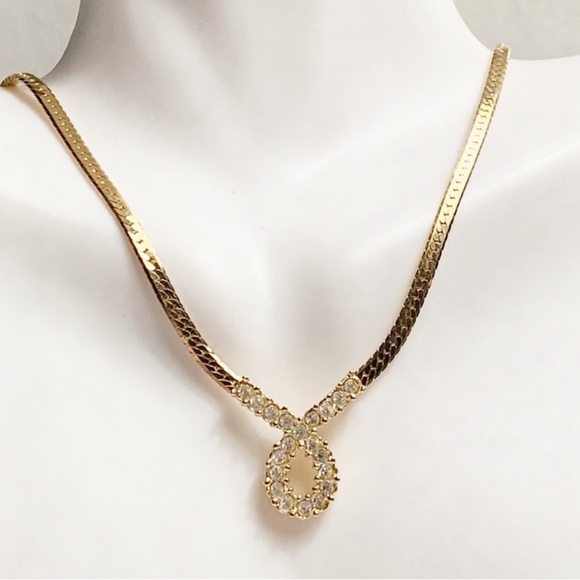 Avon Jewelry - EUC Vintage 1980s Avon Gold Cubic Zirconia Pendant Necklace